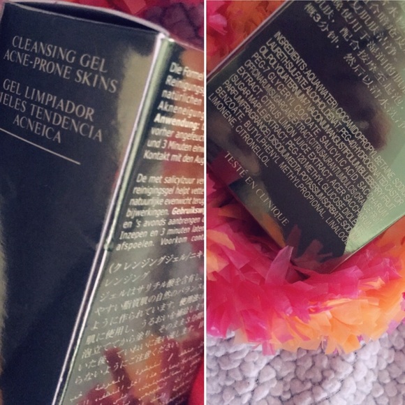 Purifying🤍Cleansing Gel - Picture 2 of 4